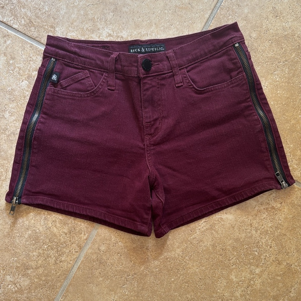 Rock & Republic Women's Burgundy Jean Shorts with Zipper Detail, 4